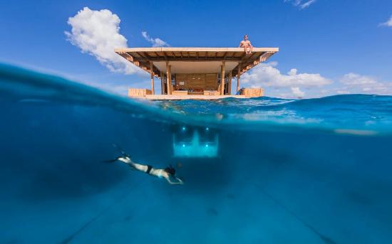 the-manta-resort-underwater room hotel debaixo de água