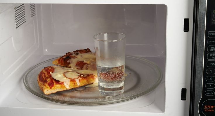 pizza piza copo de água microondas aquecer
