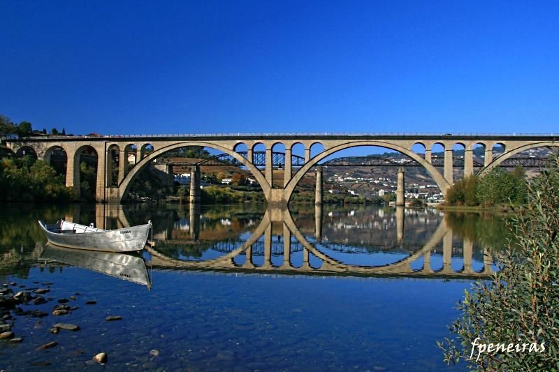 ponte régua rio douro
