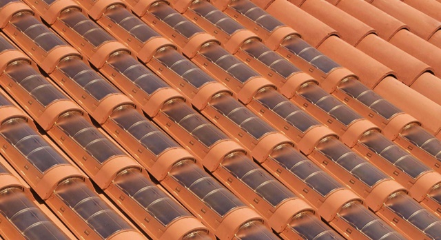 Telhas fotovoltaicas painéis solares