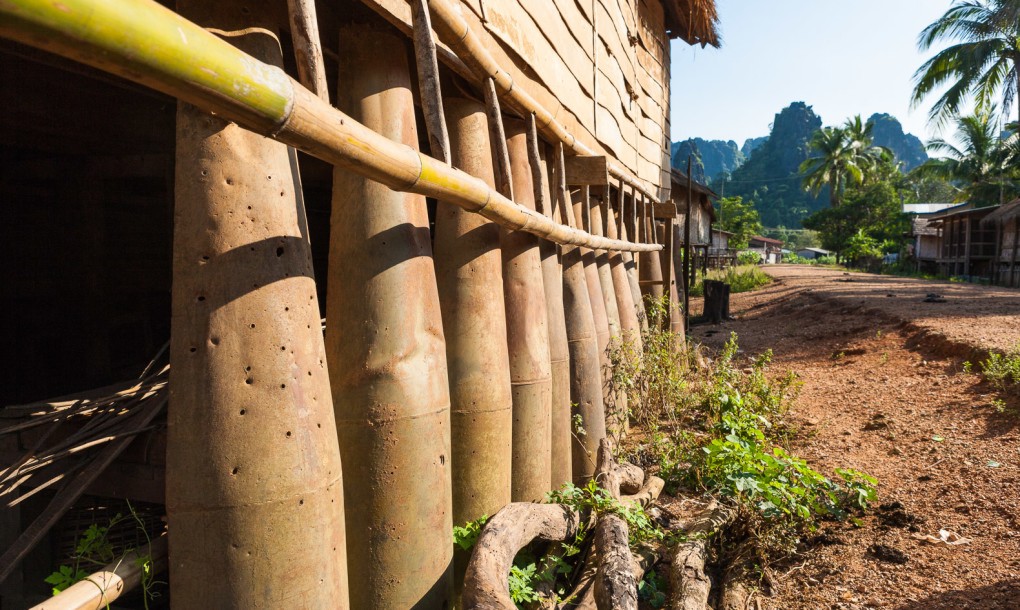 fundações casa guerra laos