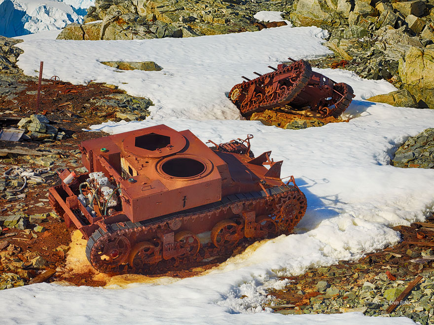 Tanques de guerra antartica