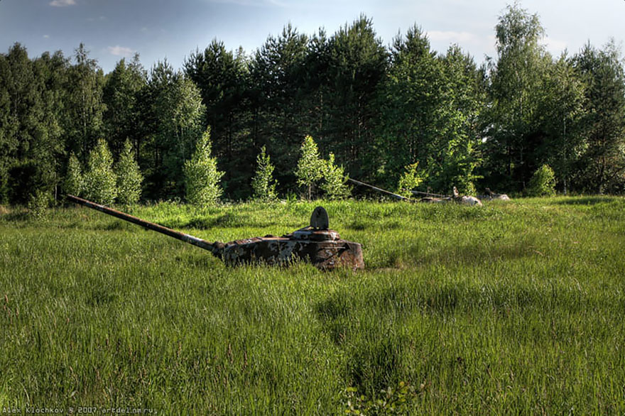base de tanques abandonados russia