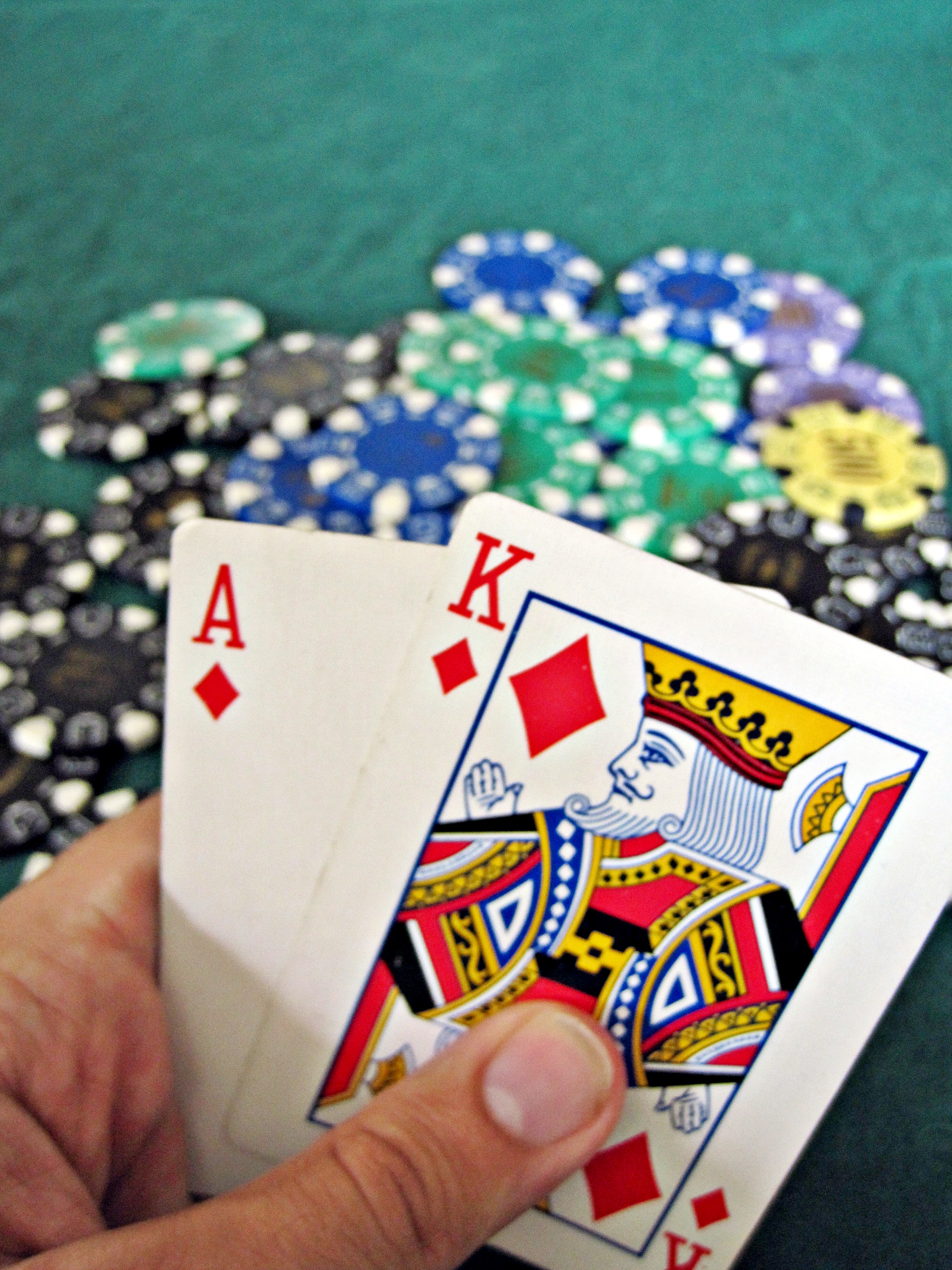 Entenda o Blackjack, jogo de cartas protagonista no cinema