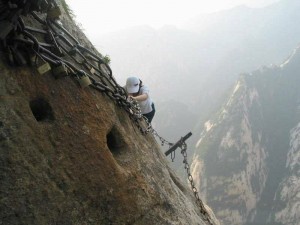caminho mais perigoso do mundo na China