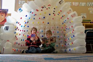 iglu igloo garrafões brincar jardim-de-infância escola