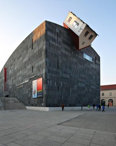 Museu de Arte Moderna – House Attack (Viena, Áustria)