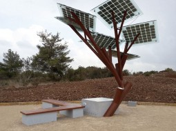eTree árvore solar israel