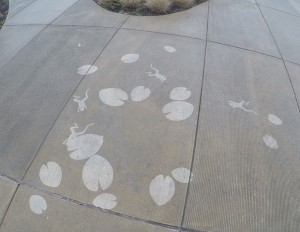 O artista de rua Peregrine Church criou uma série de trabalhos de rua chamada Rainworks, usando tinta repelente.