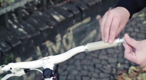 smrtGRIPS é um mapa da cidade incorporado na própria bicicleta, indica o caminho que deves seguir através de vibrações no guiador.